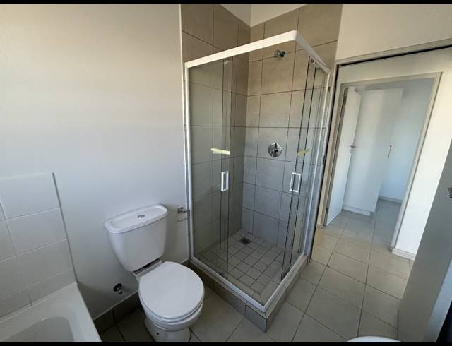 1 BEDROOM APARTMENT FOR SALE IN RIVERGATE